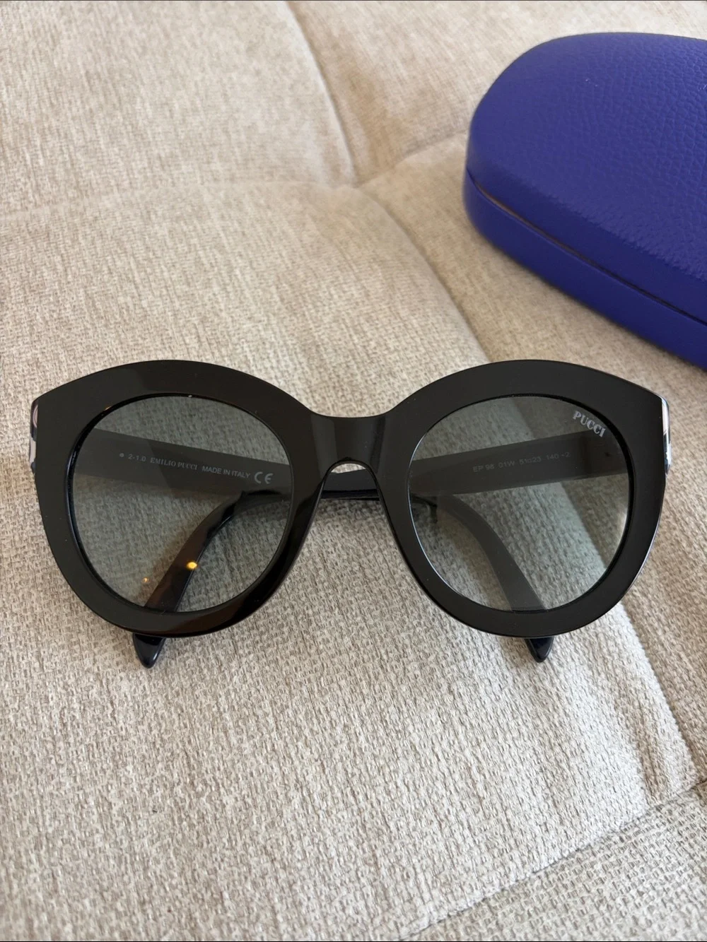 Emilio Pucci Black Round Oversized Sunglasses
